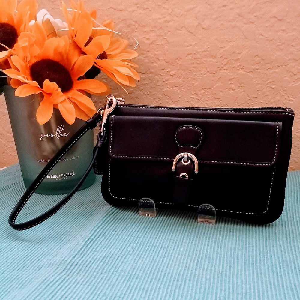 SOLD Vintage Coach SOHO Wristlet